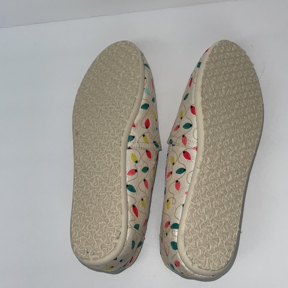 Toms Christmas lights flats - Picture 2 of 6